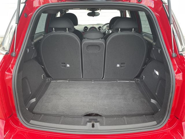 ＭＩＮＩ ジョンクーパーワークス　クロスオーバー　社外ナビ　Ｂｌｕｅｔｏｏｔｈ　ＴＶ　ＣＤ　ＤＶＤ　クルコン　横滑り防止　ＡＢＳ　ＥＴＣ　４ＷＤ　ＡＡＣ　ＭＴモードＡＴ　ドラレコ　純正フロアマット　オートライト　純正アルミホイール（31枚目）