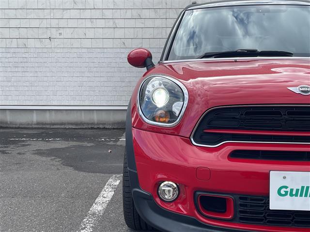ＭＩＮＩ ジョンクーパーワークス　クロスオーバー　社外ナビ　Ｂｌｕｅｔｏｏｔｈ　ＴＶ　ＣＤ　ＤＶＤ　クルコン　横滑り防止　ＡＢＳ　ＥＴＣ　４ＷＤ　ＡＡＣ　ＭＴモードＡＴ　ドラレコ　純正フロアマット　オートライト　純正アルミホイール（32枚目）