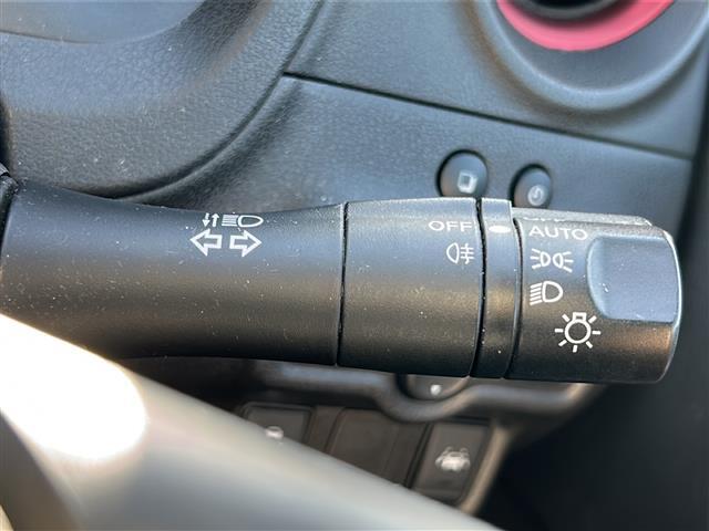 ノート e-パワーニスモ 純正メモリナビ MM316D-W 地デジTV CD DVD BT ラジオ再生 衝突軽減ブレーキ アラウンドビューモニター コーナーセンサー ETC オートライト LEDヘッドライト(11枚目)