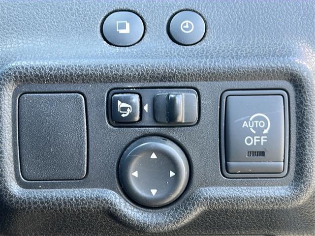 ノート Ｘ　ＤＩＧ－Ｓ　社外メモリナビ　ＡＶＩＣ－ＭＲＺ０７　ワンセグＴＶ　ＣＤ　ＤＶＤ　ＢＴ　地デジＴＶ　ＥＴＣ　ドライブレコーダー　ハロゲンライト　スマートキー　スペアキー　取扱説明書　保証書（16枚目）