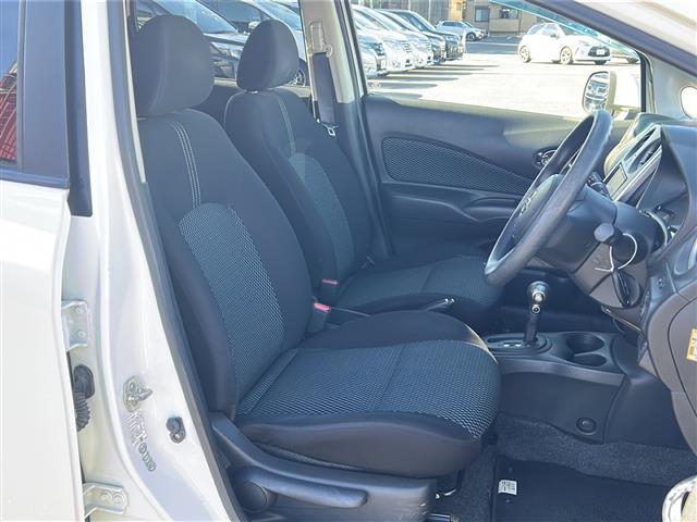 ノート Ｘ　ＤＩＧ－Ｓ　社外メモリナビ　ＡＶＩＣ－ＭＲＺ０７　ワンセグＴＶ　ＣＤ　ＤＶＤ　ＢＴ　地デジＴＶ　ＥＴＣ　ドライブレコーダー　ハロゲンライト　スマートキー　スペアキー　取扱説明書　保証書（18枚目）