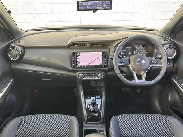 キックス Ｘ　純正メモリナビ　地デジＴＶ　ＣＤ　ＤＶＤ　ＢＴ　ラジオ再生　レーダークルーズコントロール　レーンアシスト　衝突軽減ブレーキ　コーナーセンサー　ハーフレザーシート　シートヒーター（8枚目）