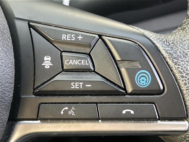 キックス Ｘ　純正メモリナビ　地デジＴＶ　ＣＤ　ＤＶＤ　ＢＴ　ラジオ再生　レーダークルーズコントロール　レーンアシスト　衝突軽減ブレーキ　コーナーセンサー　ハーフレザーシート　シートヒーター（12枚目）