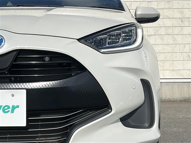 ヤリス ハイブリッドＺ　純正８ｉｎディスプレイオーディオ　ＢＴ　ＵＳＢ　ラジオ再生　レーダークルーズコントロール　レーンアシスト　衝突軽減ブレーキ　コーナーセンサー　シートヒーター　全方位カメラ　ビルトインＥＴＣ（26枚目）