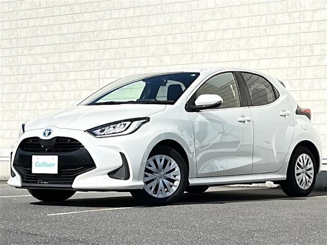 ヤリス ハイブリッドＺ　純正８ｉｎディスプレイオーディオ　ＢＴ　ＵＳＢ　ラジオ再生　レーダークルーズコントロール　レーンアシスト　衝突軽減ブレーキ　コーナーセンサー　シートヒーター　全方位カメラ　ビルトインＥＴＣ（29枚目）