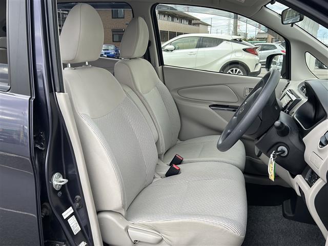 デイズ Ｊ　純正メモリナビ　ＭＭ１１４Ｄ－Ｗ　地デジＴＶ　ＣＤ　ラジオ再生　社外フロアマット　ハロゲンライト　リモコンキー　取扱説明書　保証書（15枚目）