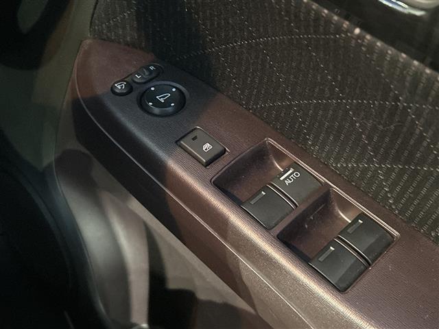 Ｎ－ＯＮＥ プレミアム　純正オーディオ　ＣＤ　ＵＳＢ　ラジオ再生　オートライト　ＬＥＤヘッドライト　ＨＯＮＤＡ製１５ｉｎアルミホイール　純正ＡＷ付サマータイヤ車載　スマートキー　取扱説明書　保証書（14枚目）