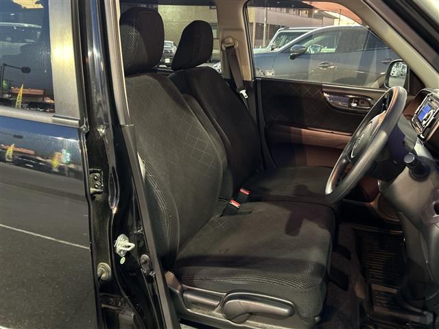 Ｎ－ＯＮＥ プレミアム　純正オーディオ　ＣＤ　ＵＳＢ　ラジオ再生　オートライト　ＬＥＤヘッドライト　ＨＯＮＤＡ製１５ｉｎアルミホイール　純正ＡＷ付サマータイヤ車載　スマートキー　取扱説明書　保証書（15枚目）