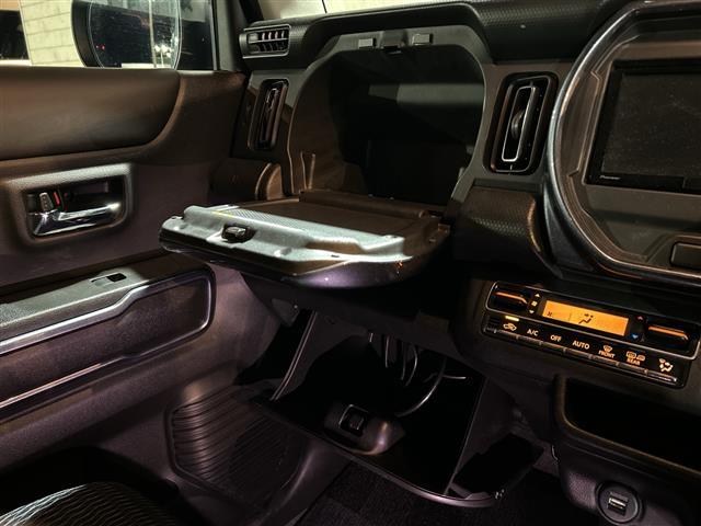 ハスラー Ｊスタイル　社外メモリナビ　ＡＶＩＣ－ＲＷ８０２　地デジＴＶ　ＣＤ　ＤＶＤ　ＢＴ　ラジオ再生　衝突軽減ブレーキ　シートヒーター　ＥＴＣ　オートライト　ＬＥＤヘッドライト　純正１５ｉｎアルミホイール（11枚目）