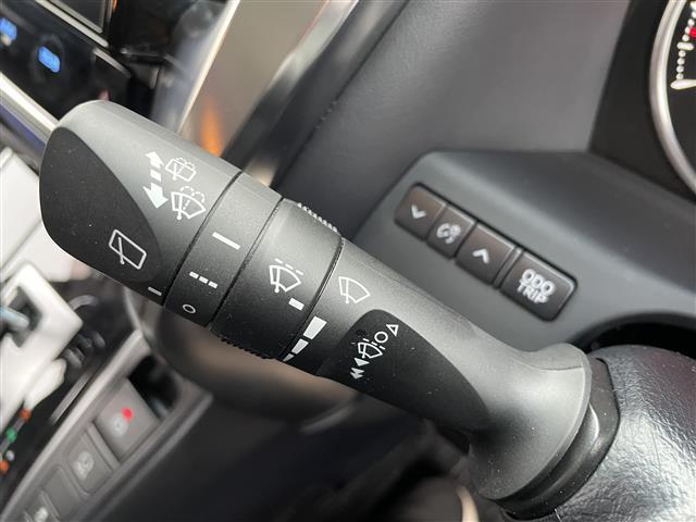 ヴェルファイア ２．５Ｚ　Ａエディション　トヨタ純正１０インチＴ－Ｃｏｎｎｅｃｔナビ　ＮＳＺＮ－Ｚ６６Ｔ　地デジＴＶ　ＣＤ　ＤＶＤ　ＢＴ　ラジオ再生　後席フリップダウンモニター　両側パワースライドドア　レーダークルーズコントロール（26枚目）