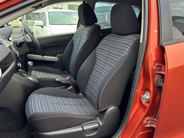 デミオ １３Ｃ　ワンオーナー　社外メモリナビ　ＡＶＮ６６９ＨＤ　地デジＴＶ　ＣＤ　ＤＶＤ　ＢＴ　ラジオ再生　オートライト　純正フロアマット　リモコンキー　取扱説明書　保証書（19枚目）