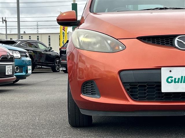 デミオ １３Ｃ　ワンオーナー　社外メモリナビ　ＡＶＮ６６９ＨＤ　地デジＴＶ　ＣＤ　ＤＶＤ　ＢＴ　ラジオ再生　オートライト　純正フロアマット　リモコンキー　取扱説明書　保証書（26枚目）