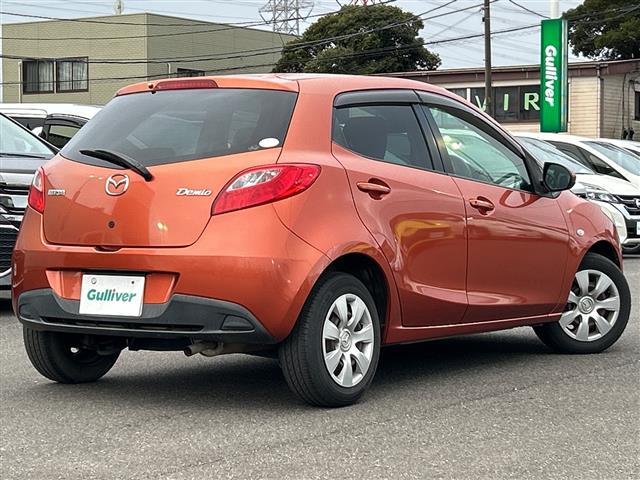 デミオ １３Ｃ　ワンオーナー　社外メモリナビ　ＡＶＮ６６９ＨＤ　地デジＴＶ　ＣＤ　ＤＶＤ　ＢＴ　ラジオ再生　オートライト　純正フロアマット　リモコンキー　取扱説明書　保証書（34枚目）