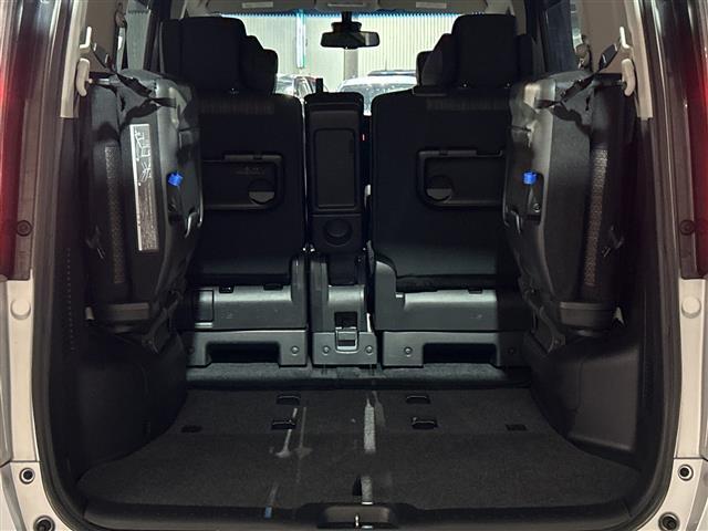 セレナ ハイウェイスターＧ　Ｓ－ＨＶアドバンスドセーフティ　純正メモリナビ　ＭＰ３１３Ｄ－Ｗ　地デジＴＶ　ＣＤ　ＤＶＤ　ＢＴ　ラジオ再生　両側パワースライドドア　クルーズコントロール　衝突軽減ブレーキ　ＥＴＣ　オートライト　ＬＥＤヘッドライト（23枚目）