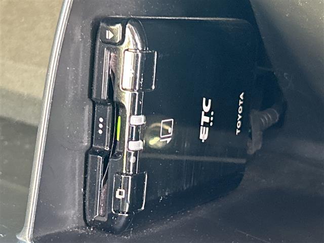 FJクルーザー ファイナルエディション 純正メモリナビ NSZT-W66T 地デジTV CD DVD BT ラジオ再生 クルーズコントロール A-TRAC コーナーセンサー バックカメラ ETC ホワイトレタータイヤ(20枚目)