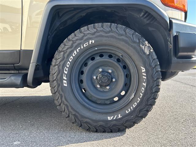 FJクルーザー ファイナルエディション 純正メモリナビ NSZT-W66T 地デジTV CD DVD BT ラジオ再生 クルーズコントロール A-TRAC コーナーセンサー バックカメラ ETC ホワイトレタータイヤ(38枚目)