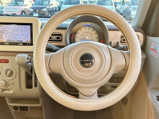 アルトラパン Ｓ　社外メモリナビ　ＡＶＩＣ－ＲＺ２００　ワンセグＴＶ　ＣＤ　ラジオ再生　シートヒーター　ＥＴＣ　バックカメラ　ＬＥＤヘッドライト　純正フロアマット　スマートキー　取扱説明書　保証書（9枚目）
