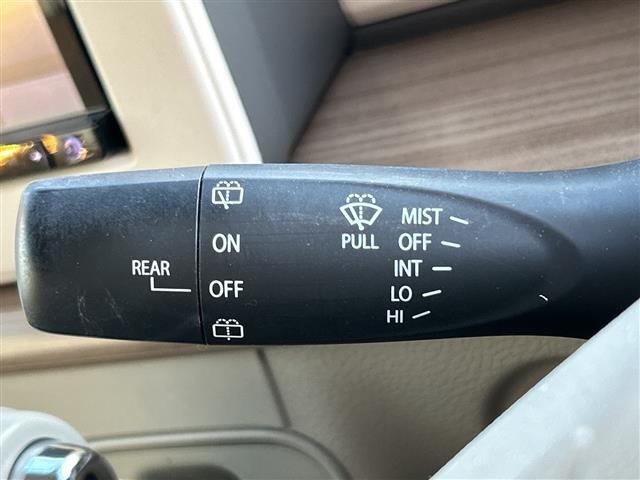 アルトラパン Ｓ　社外メモリナビ　ＡＶＩＣ－ＲＺ２００　ワンセグＴＶ　ＣＤ　ラジオ再生　シートヒーター　ＥＴＣ　バックカメラ　ＬＥＤヘッドライト　純正フロアマット　スマートキー　取扱説明書　保証書（11枚目）