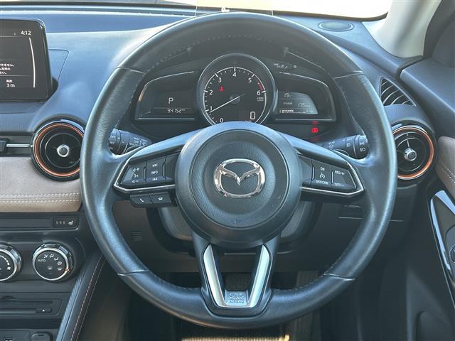 デミオ XDテーラードブラウン 純正メモリナビ 地デジTV CD DVD BT ラジオ再生 クルーズコントロール 衝突軽減ブレーキ ETC オートライト LEDヘッドライト 純正16inアルミホイール 純正フロアマット(9枚目)