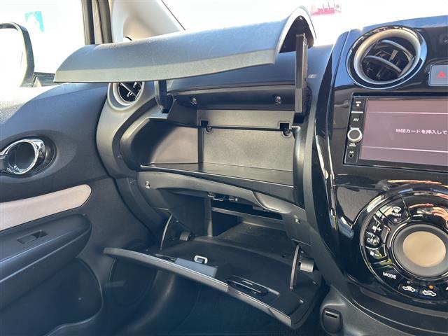 ノート ｅ－パワー　Ｘ　Ｖセレクション　純正メモリナビ　ＭＭ３１９Ｄ－Ｗ　地デジＴＶ　ＣＤ　ＤＶＤ　ＢＴ　ラジオ再生　衝突軽減ブレーキ　コーナーセンサー　アラウンドビューモニター　ＥＴＣ　デジタルインナーミラー　ＬＥＤライト（19枚目）