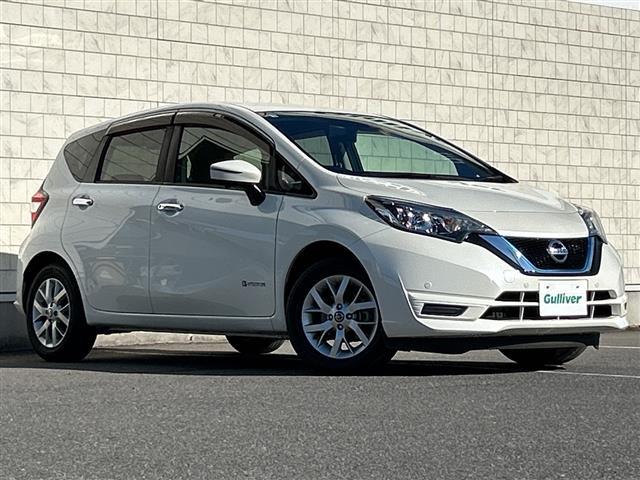 ノート ｅ－パワー　Ｘ　Ｖセレクション　純正メモリナビ　ＭＭ３１９Ｄ－Ｗ　地デジＴＶ　ＣＤ　ＤＶＤ　ＢＴ　ラジオ再生　衝突軽減ブレーキ　コーナーセンサー　アラウンドビューモニター　ＥＴＣ　デジタルインナーミラー　ＬＥＤライト（29枚目）