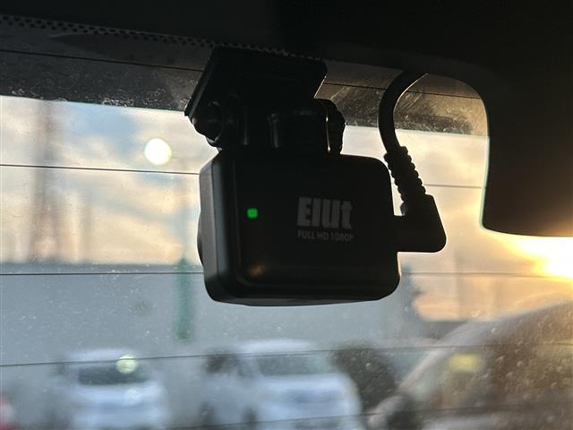 オーラ G レザーエディション 純正メモリナビ 地デジTV BT USB Applecarplay ラジオ再生 BOSEサウンドシステム ヘッドレストスピーカー プロパイロットシステム エマージェンシーブレーキ(17枚目)