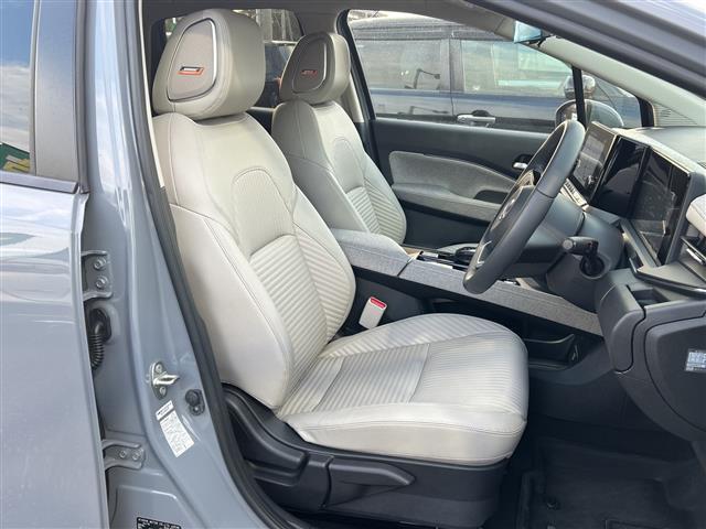 オーラ G レザーエディション 純正メモリナビ 地デジTV BT USB Applecarplay ラジオ再生 BOSEサウンドシステム ヘッドレストスピーカー プロパイロットシステム エマージェンシーブレーキ(24枚目)