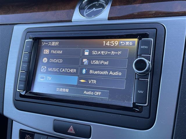 フォルクスワーゲンＣＣ ＴＳＩテクノロジーパッケージ　サンルーフ／純正ナビ／バックカメラ／フルセグＴＶ／衝突被害軽減システム／コーナーセンサー／レーンキープアシスト／ブラインドスポットモニター／レーダークルーズコントロール／レザーシート（6枚目）