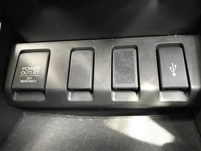 ヴェゼル ハイブリッドＺ・ホンダセンシング　冬タイヤ車載／純正ナビ／フルセグＴＶ／Ｂｌｕｅｔｏｏｔｈ／バックカメラ／ドライブレコーダー／衝突被害軽減ブレーキ／レーンキープアシスト／レーダークルーズコントロール／ハーフレザーシート（15枚目）