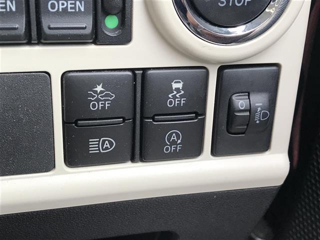ムーヴキャンバス Ｘリミテッドメイクアップ　ＳＡＩＩＩ　純正ナビ／フルセグＴＶ／Ｂｌｕｅｔｏｏｔｈ／バックカメラ／衝突被害軽減ブレーキ／両側パワースライドドア／プッシュスタート／スマートキー／オートライト／オートハイビーム／フォグランプ（6枚目）