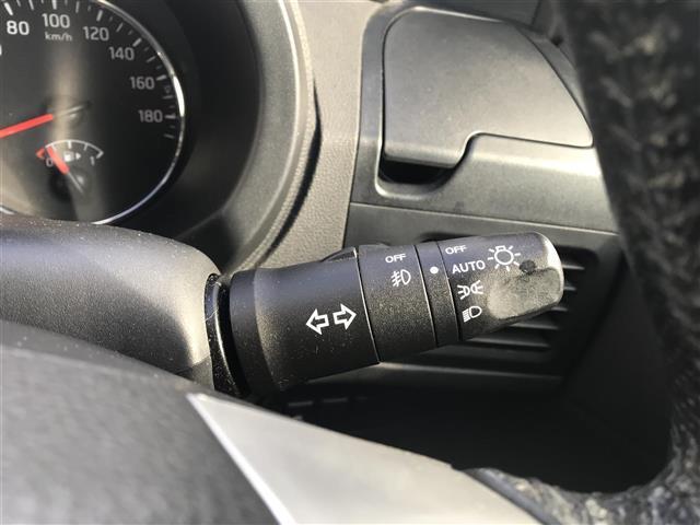 エクストレイル ２０Ｘｔｔ　社外ナビ／フルセグＴＶ／Ｂｌｕｅｔｏｏｔｈ／ドライブレコーダー／クルーズコントロール／ダウンヒルアシストコントロール／ルーフレール／スマートキー／シートヒーター／オートライト／フォグランプ（28枚目）