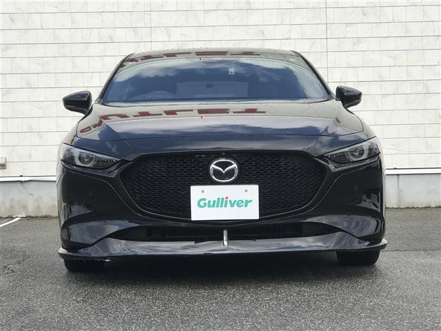 ＭＡＺＤＡ３ファストバック ２０Ｓバーガンディ　セレクション　ＢＯＳＥサウンド／純正ナビ／フルセグＴＶ／Ｂｌｕｅｔｏｏｔｈ／全周囲カメラ／ドライブレコーダー／衝突被害軽減ブレーキ／コーナーセンサー／レーンキープアシスト／ブラインドスポットモニター（18枚目）