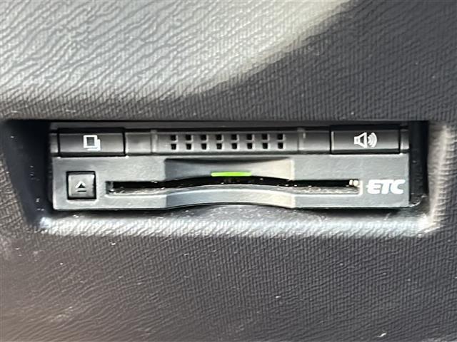 アクア Gブラックソフトレザーセレクション 禁煙車 ワンオーナー ソフトレザー ETC 社外ナビ LEDヘッドライト スマートキー プッシュスタート ドアミラーウインカー クルーズコントロール フルセグTV DVD再生機能有 ヒートシーター(13枚目)