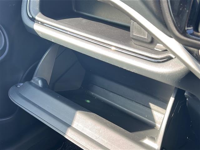 アクア Gブラックソフトレザーセレクション 禁煙車 ワンオーナー ソフトレザー ETC 社外ナビ LEDヘッドライト スマートキー プッシュスタート ドアミラーウインカー クルーズコントロール フルセグTV DVD再生機能有 ヒートシーター(21枚目)