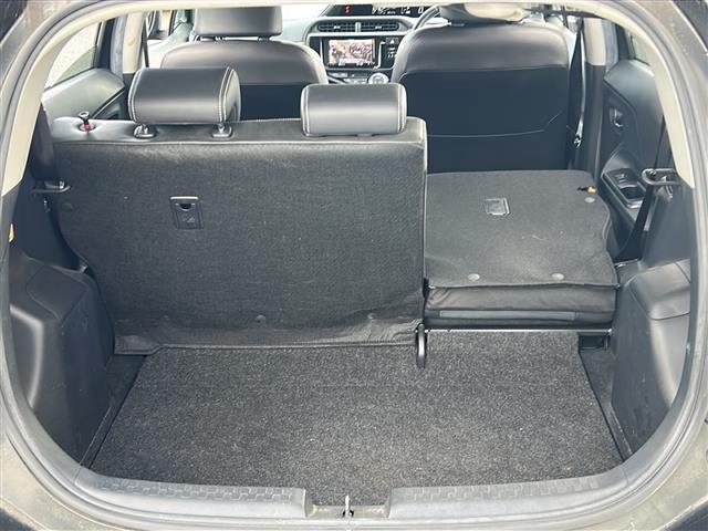 アクア Gブラックソフトレザーセレクション 禁煙車 ワンオーナー ソフトレザー ETC 社外ナビ LEDヘッドライト スマートキー プッシュスタート ドアミラーウインカー クルーズコントロール フルセグTV DVD再生機能有 ヒートシーター(28枚目)