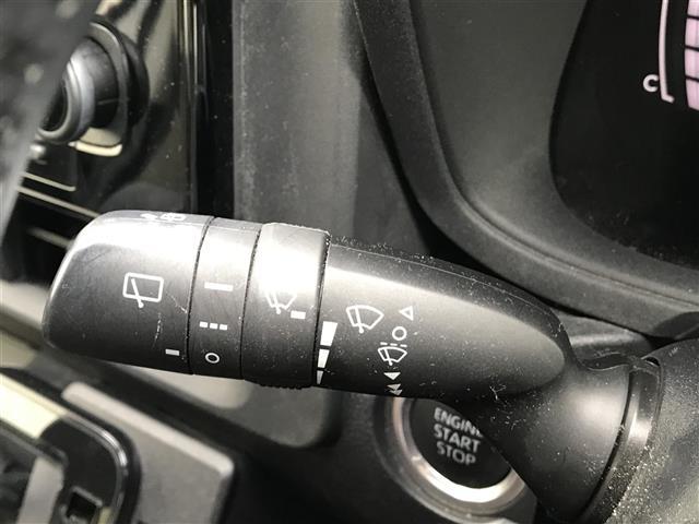 シエンタ Ｚ　純正ディスプレイオーディオ／ナビ／フルセグＴＶ／全周囲カメラ／プリクラッシュセーフティ／コーナーセンサー／レーンキープアシスト／レーダークルーズコントロール／両側パワースライドドア（15枚目）