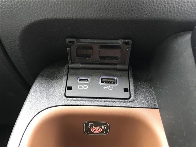 シエンタ Ｚ　純正ディスプレイオーディオ／ナビ／フルセグＴＶ／全周囲カメラ／プリクラッシュセーフティ／コーナーセンサー／レーンキープアシスト／レーダークルーズコントロール／両側パワースライドドア（16枚目）