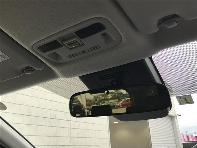 シエンタ Ｚ　純正ディスプレイオーディオ／ナビ／フルセグＴＶ／全周囲カメラ／プリクラッシュセーフティ／コーナーセンサー／レーンキープアシスト／レーダークルーズコントロール／両側パワースライドドア（19枚目）