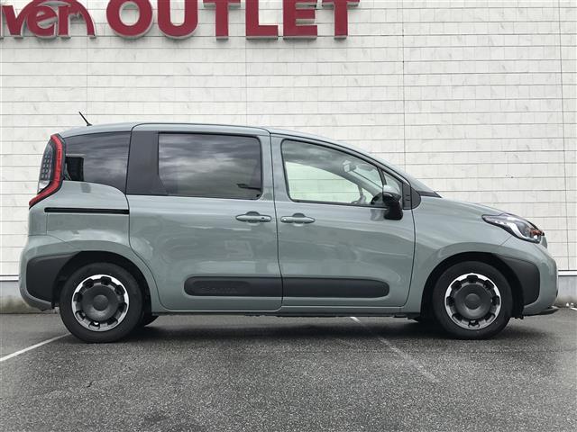 シエンタ Ｚ　純正ディスプレイオーディオ／ナビ／フルセグＴＶ／全周囲カメラ／プリクラッシュセーフティ／コーナーセンサー／レーンキープアシスト／レーダークルーズコントロール／両側パワースライドドア（24枚目）