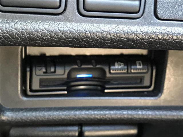 エクストレイル 20X 冬タイヤ積込み/フリップダウンモニター/純正ナビ/フルセグTV/Bluetooth/全周囲カメラ/ドライブレコーダー/デジタルインナーミラー/プロパイロット/衝突被害軽減ブレーキ(14枚目)