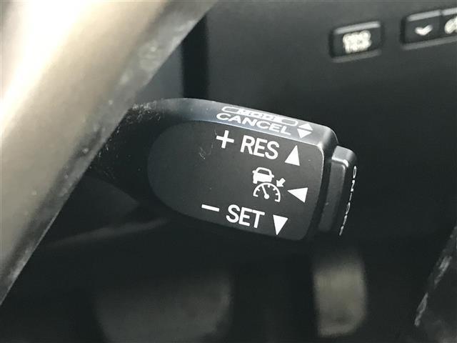 ＲＸ ＲＸ４５０ｈ　バージョンＬ　サンルーフ／純正ナビ／フルセグＴＶ／バックカメラ／コーナーセンサー／レーダークルーズコントロール／レザーシート／パワーシート／シートヒーター／エアシート／電動リアゲート／ステアリングスイッチ（10枚目）