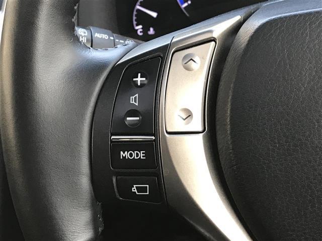 ＲＸ ＲＸ４５０ｈ　バージョンＬ　サンルーフ／純正ナビ／フルセグＴＶ／バックカメラ／コーナーセンサー／レーダークルーズコントロール／レザーシート／パワーシート／シートヒーター／エアシート／電動リアゲート／ステアリングスイッチ（11枚目）