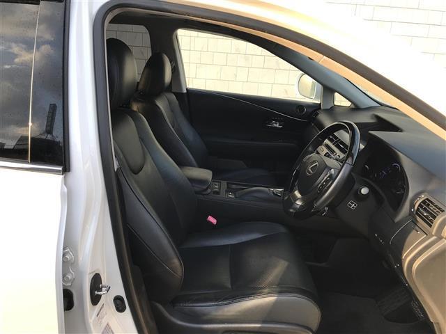 ＲＸ ＲＸ４５０ｈ　バージョンＬ　サンルーフ／純正ナビ／フルセグＴＶ／バックカメラ／コーナーセンサー／レーダークルーズコントロール／レザーシート／パワーシート／シートヒーター／エアシート／電動リアゲート／ステアリングスイッチ（30枚目）