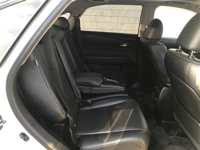 ＲＸ ＲＸ４５０ｈ　バージョンＬ　サンルーフ／純正ナビ／フルセグＴＶ／バックカメラ／コーナーセンサー／レーダークルーズコントロール／レザーシート／パワーシート／シートヒーター／エアシート／電動リアゲート／ステアリングスイッチ（31枚目）