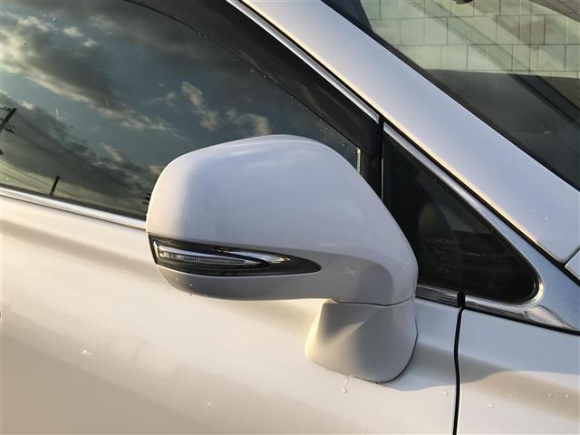 ＲＸ ＲＸ４５０ｈ　バージョンＬ　サンルーフ／純正ナビ／フルセグＴＶ／バックカメラ／コーナーセンサー／レーダークルーズコントロール／レザーシート／パワーシート／シートヒーター／エアシート／電動リアゲート／ステアリングスイッチ（40枚目）