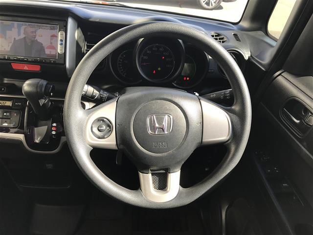 N-BOX G SSパッケージ 純正ナビ/ワンセグTV/Bluetooth/バックカメラ/衝突被害軽減ブレーキ/両側パワースライドドア/スマートキー/プッシュスタート/ステアリングスイッチ/ヘッドライトレベライザー(5枚目)