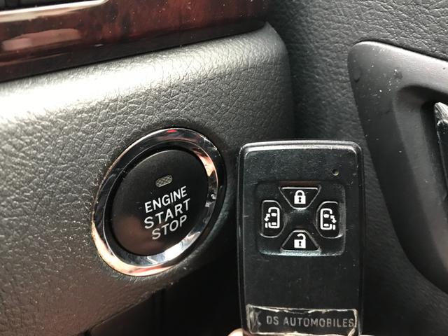 ヴェルファイア ２．４Ｚ　フリップダウンモニター／ナビ／バックカメラ／コーナーセンサー／両側パワースライドドア／プッシュスタート／スマートキー／ステアリングスイッチ／ＥＴＣ（13枚目）