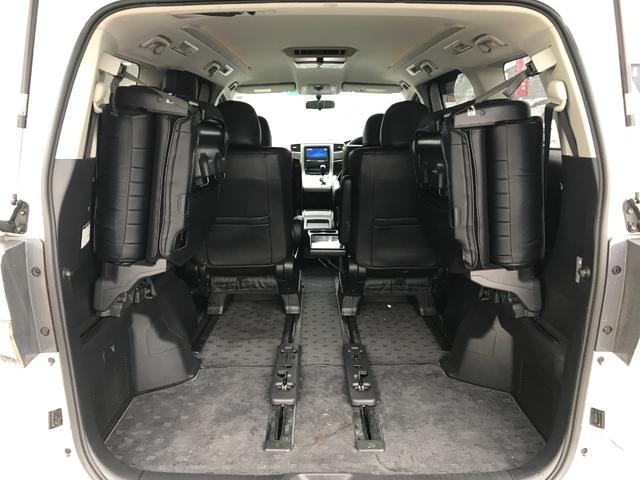 ヴェルファイア ２．４Ｚ　フリップダウンモニター／ナビ／バックカメラ／コーナーセンサー／両側パワースライドドア／プッシュスタート／スマートキー／ステアリングスイッチ／ＥＴＣ（16枚目）