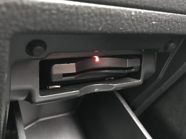 ヴェルファイア ２．４Ｚ　フリップダウンモニター／ナビ／バックカメラ／コーナーセンサー／両側パワースライドドア／プッシュスタート／スマートキー／ステアリングスイッチ／ＥＴＣ（25枚目）