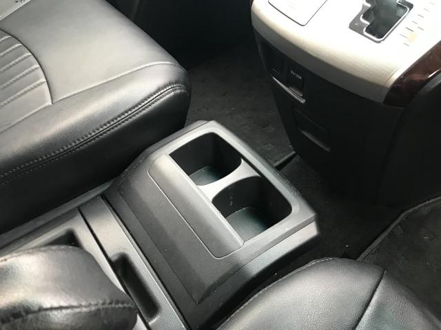 ヴェルファイア ２．４Ｚ　フリップダウンモニター／ナビ／バックカメラ／コーナーセンサー／両側パワースライドドア／プッシュスタート／スマートキー／ステアリングスイッチ／ＥＴＣ（31枚目）